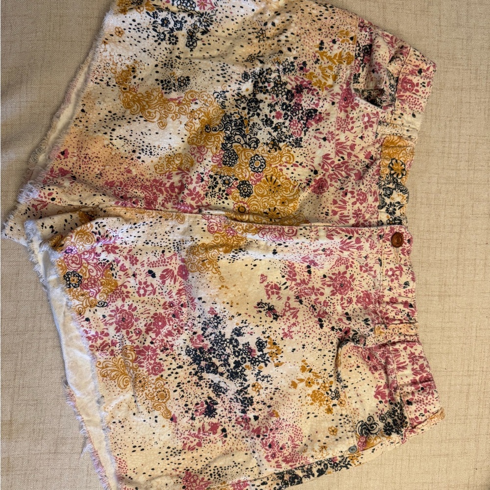 Anthropologie Floral Patterned denim Shorts